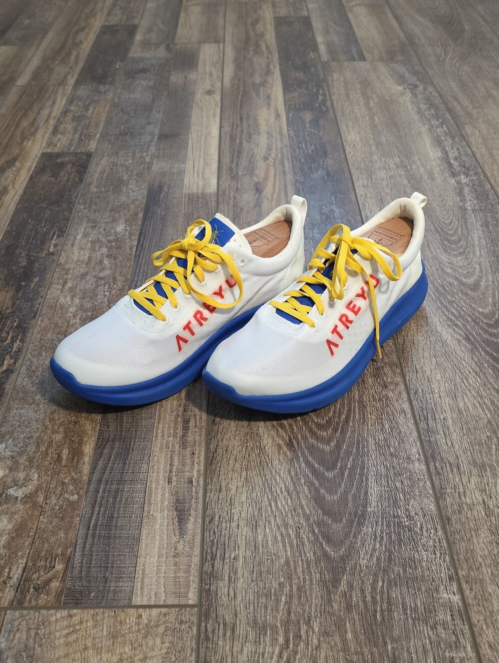 Atreyu - The Base Model v2 Running Shoes - Men 9.5 Women 11 - White Blue Yellow